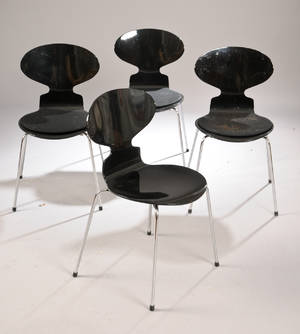 Arne Jacobsen 1902-1971. Fire stole Myren model 3101. 4