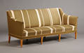 Kaare Klint 1888-1954. Tre-pers. sofa