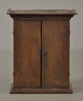 Tobaksskab af eg, 1700-tallet