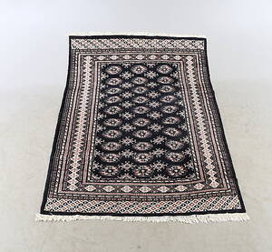 MATTA, ca 180x127 cm, Pakistan.