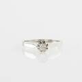 Ring 18 k vitguld briljant