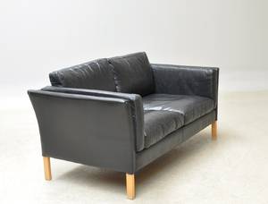 Friis Møbler. To-pers. sofa i læder