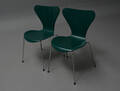 Arne Jacobsen. par stole, model 3107 2