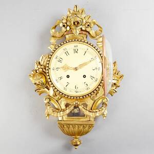 Väggur i gustaviansk stil