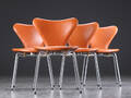 Arne Jacobsen. Fire syverstole model 3107, cognacfarvet læder 4