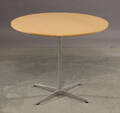 Arne Jacobsen. Cirkulært cafébord køkkenbord 