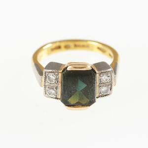 Ring 23 k guld turmalin 4 briljanter