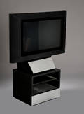 Bang  Olufsen Beovision 3-32 med bord 2