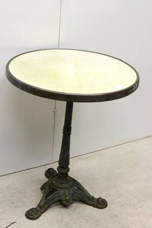 Trädgårdsbord
