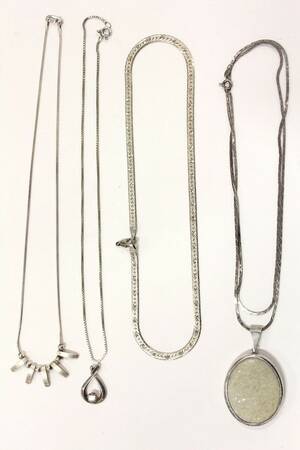 Halsband