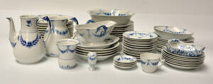 Bing  Grøndahl. Empire service af porcelæn63