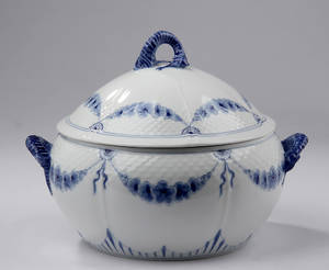 Bing  Grøndahl, Stor Empire lågterrin af porcelæn