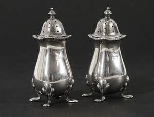 Saltkar ett par, silver, England