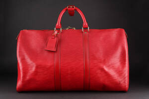 Louis Vuitton. Weekend  rejsetaske. Rødt epi læder. Model Keepall 50.