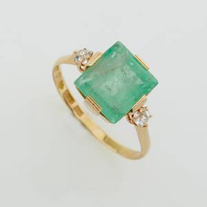 Ring 18 k guld smaragd diamanter