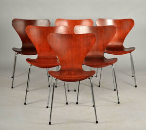 Arne Jacobsen. Fritz Hansen. 6 stolar i teak modell 3107