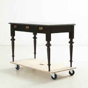 Skrivbord 1800-tal