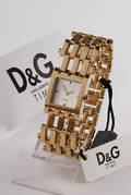 Dolce  Gabbana. Damearmbåndsur af forgyldt stål, model Bellevue DW0406