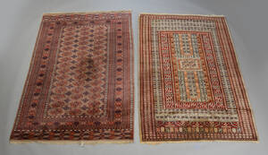 To orientalske tæpper, 185x128 og 190x130 cm Denne vare er sat til omsalg under nyt varenummer 4363578
