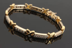 Armbånd 18 kt. med diamanter ca.1,50ct. Denne vare er sat til omsalg under nyt varenummer 4155831