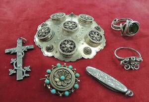 Dräktbrosch  Smycken Silver