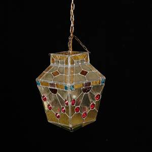 Taklykta blyinfattat glas