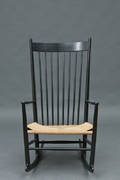 Hans J. Wegner 1914-2007 Gyngestol, sortlakeret