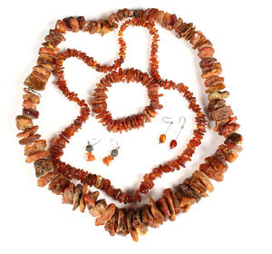 Diverse ravsmykker m.m. 7