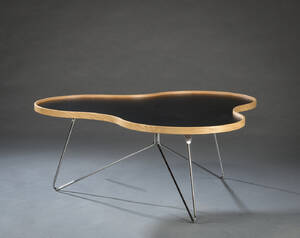 Christine Schwarzer. Sofabord model Flower