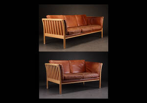 Dansk møbelproducent. Tre pers. og to-pers. sofa 2