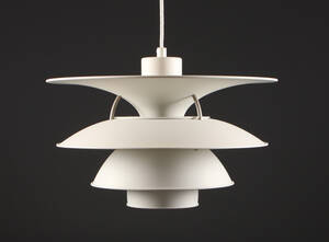 Poul Henningsen. 1894-1967. Charlottenborg pendel