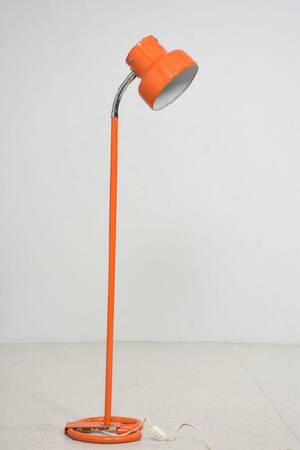 Golvlampa Atelje Lyktan Bumling