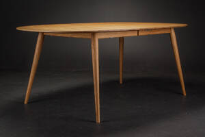 PLAYdinner LAMÉcurve. Spisebord fra Bruunmunch 2 Denne vare er sat til omsalg under nyt varenummer 4412305