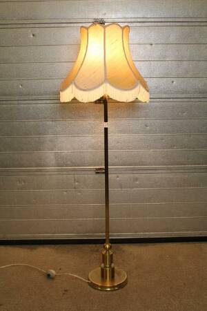 GOLVLAMPA H 164 CM