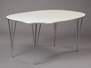 Piet Hein 1905-1996  Bruno Mathsson 1907-1988. Super Ellipse spisebord