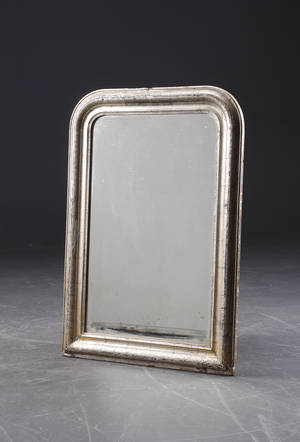 Fransk Louis Philippe kaminspejl i ramme af forgyldt træ 1800 - tallets sidste del.