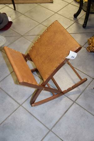 Ihopfällbar fotpall