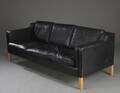 Stouby. Tre-pers. sofa model Eva, sort læder 