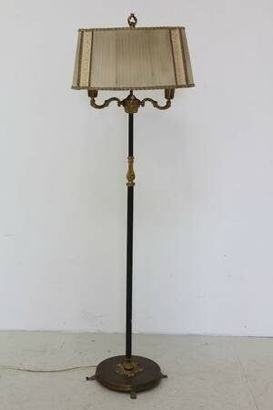 Golvlampa