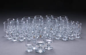 Per Lütken for Holmegaard. Samling skibsglas 48 