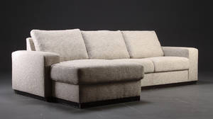 Moderne 3-personers sofa med chaiselong. Model Julia beige