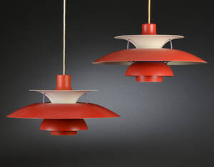 Poul Henningsen. PH5 pendel, Et par røde. 2