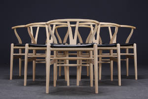 Hans J. Wegner 1914 - 2007. Seks Y-stole, model CH-24 i sæbebehandlet bøg 6