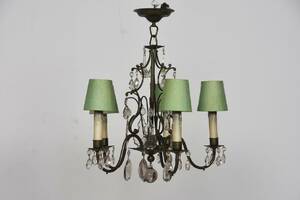 Taklampa med prismor