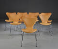 Arne Jacobsen. Otte stole model 3107 Syveren, cognacfarvet læder 8