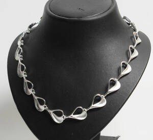 Halskæde af sterling sølv Denne vare er sat til omsalg under nyt varenummer 4339314