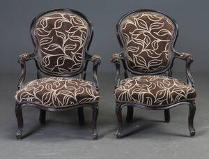 Par salonstole med armlæn, fransk stil . 2021. årh. 2