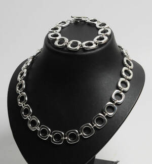 Smykkesæt af sterling sølv, halskæde og armlænke 2