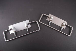 Arne Jacobsen. Par Vola håndklædeholdere 2