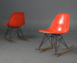 Charles Eames Par gyngestole i orange glasfiber, model Rocker 2